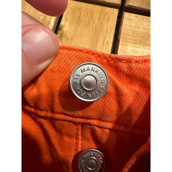 7 FOR ALL MANKIND Easy Ruby Cut Off Short Women's Size 24- Orange NWT - Picture 8 of 16